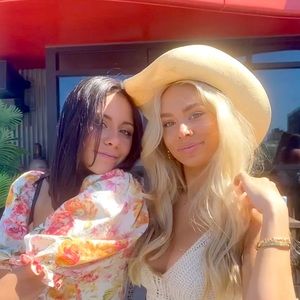 Meet your Posher, Sofia